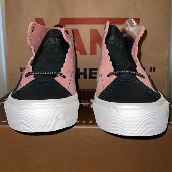 New VANS VAULT X Taka Hayashia TH SK8 Skool LX in Nubuck Leather Old Rose/ Black - Picture 7 of 16